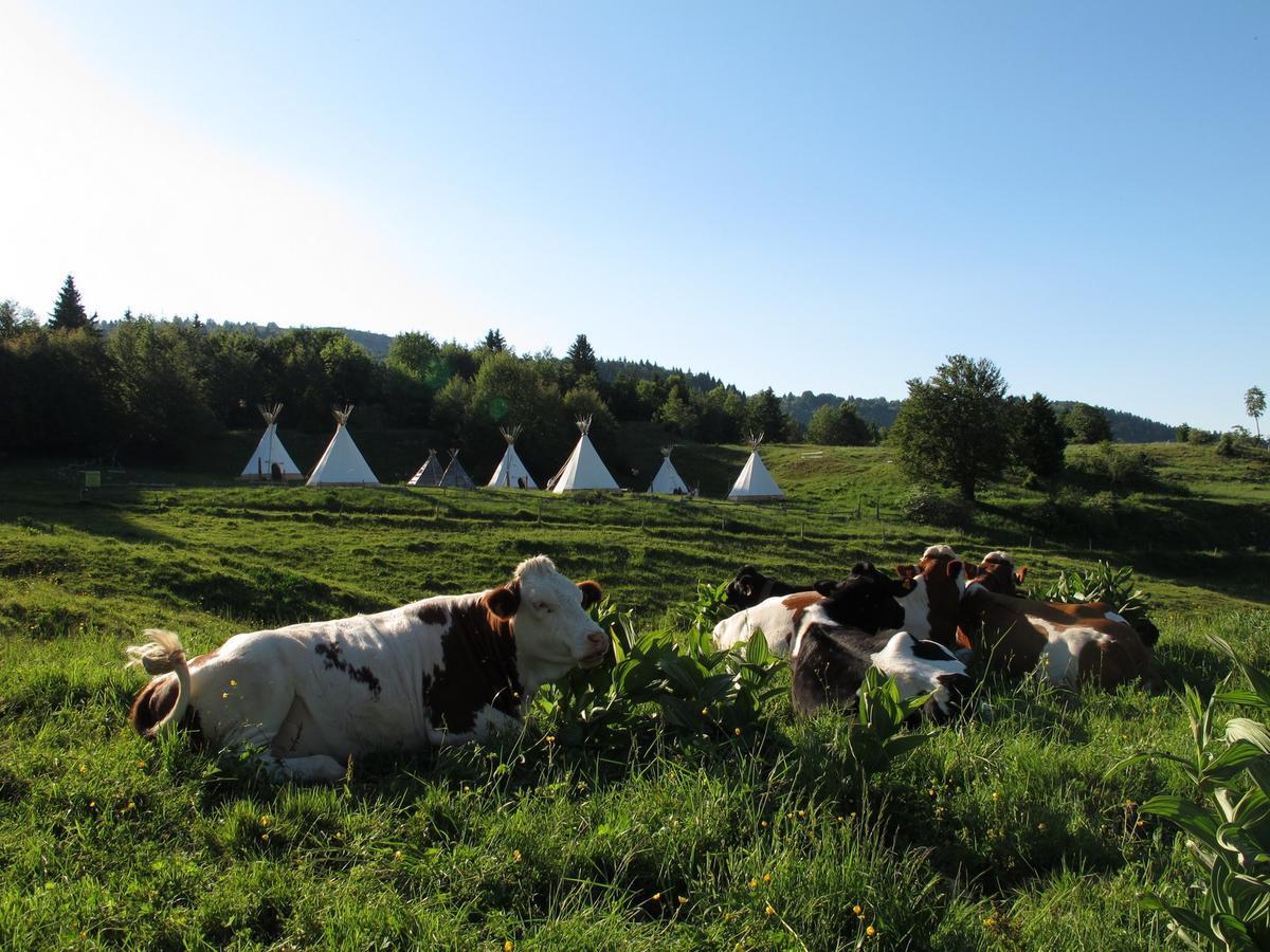 Village Tipi La Féclaz Exterior foto
